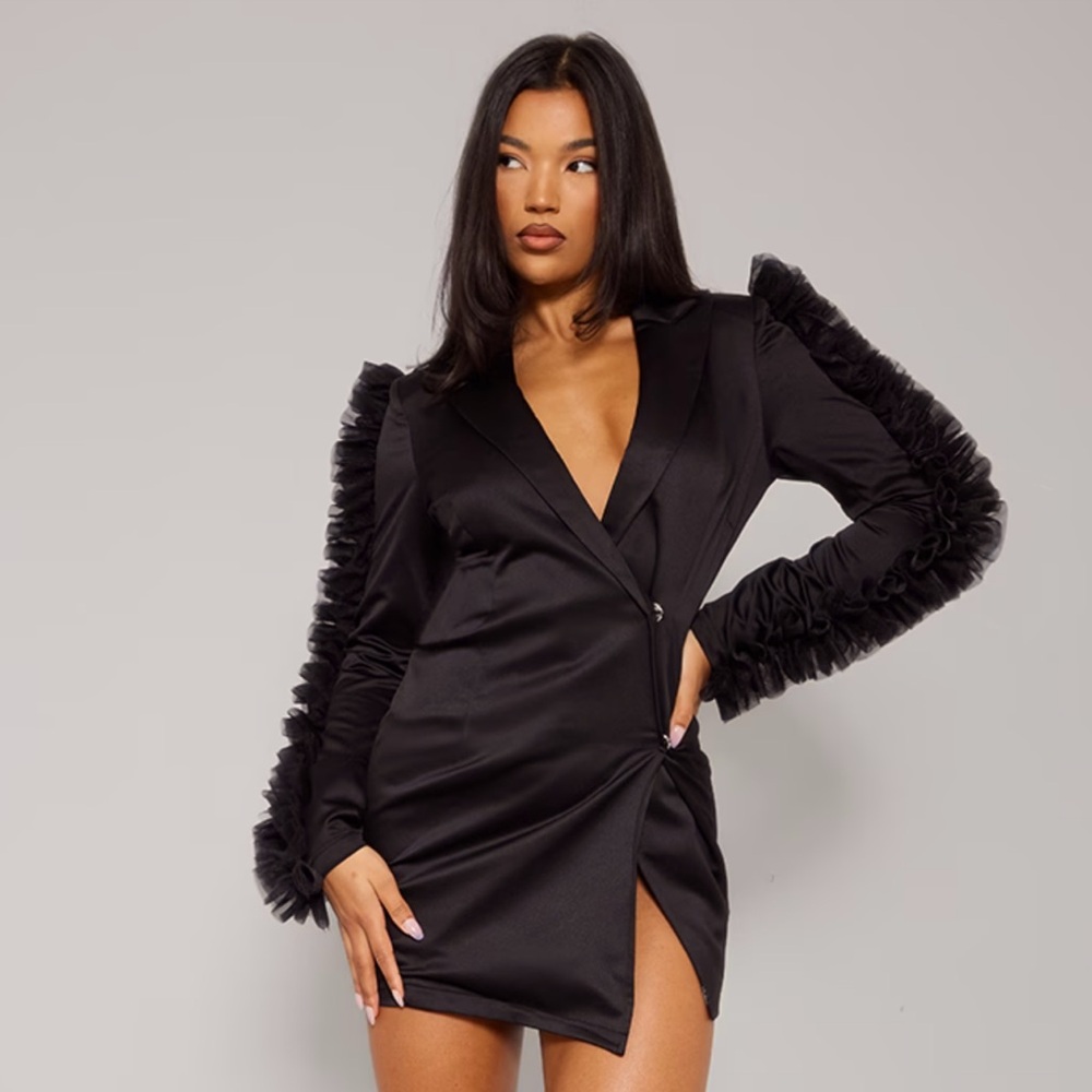 Pretty Little Things Black Tulle Frill Sleeve Satin Blazer Dress